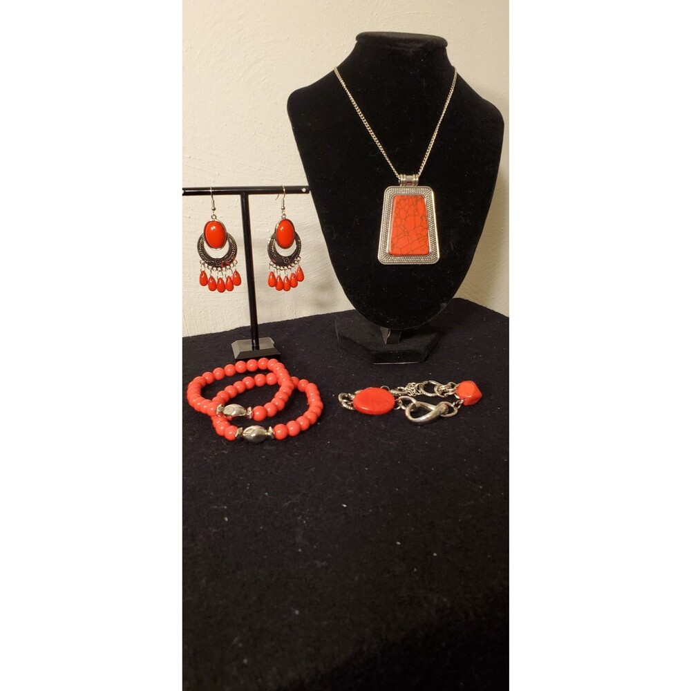 WOW!! NEW 5PC BOHO POPPY RED JEWELRY BUNDLE "THE TREND FOR 2026" HOT!!